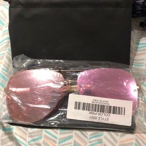 Lulus’s pink mirrored aviator sunglasses
